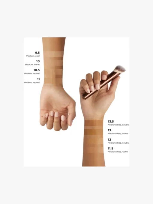 HOURGLASS Ambient Soft Glow Foundation | MECCA