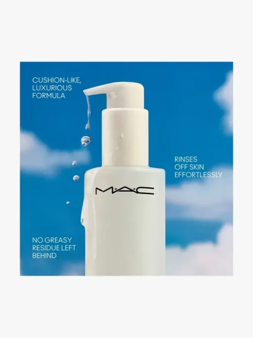 M·A·C Cosmetics Hyper Real Fresh Canvas Cleansing Oil | MECCA